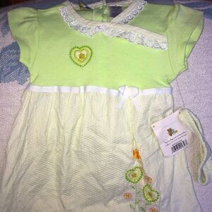 𝅺NWT Girls 2T Tuti Fruiti SS Seersucker Dress